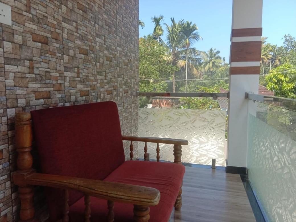 Alappuzha Dayout Regency מראה חיצוני תמונה